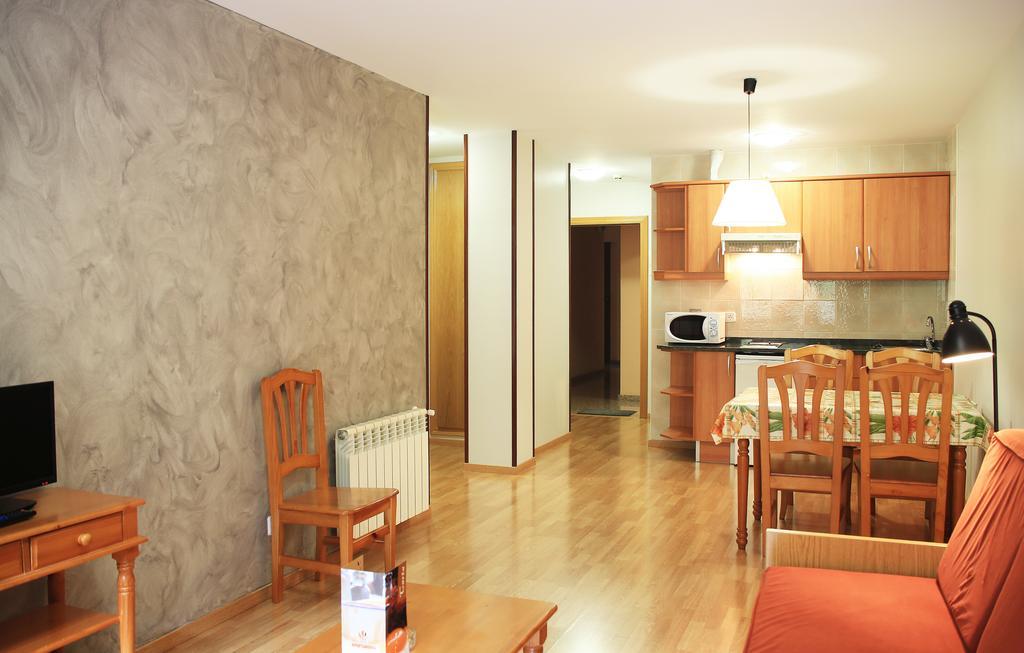 Apartamentos Sant Roma Arinsal Quarto foto